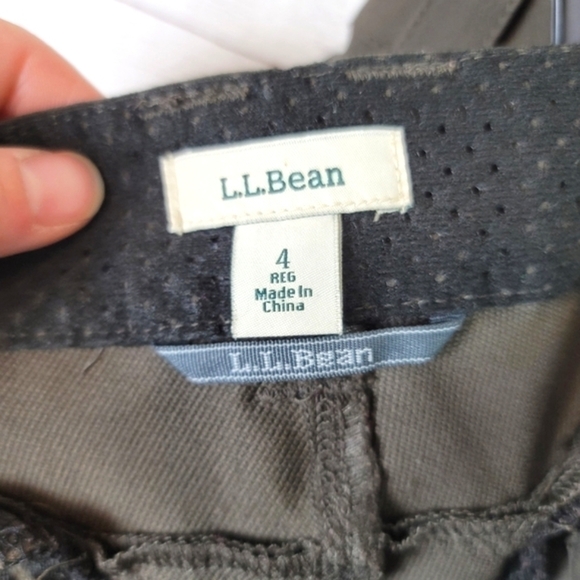 L.L. BEAN BOOT CUT OLIVE GREEN HIKING PANTS, SZ 4 - Picture 5 of 13